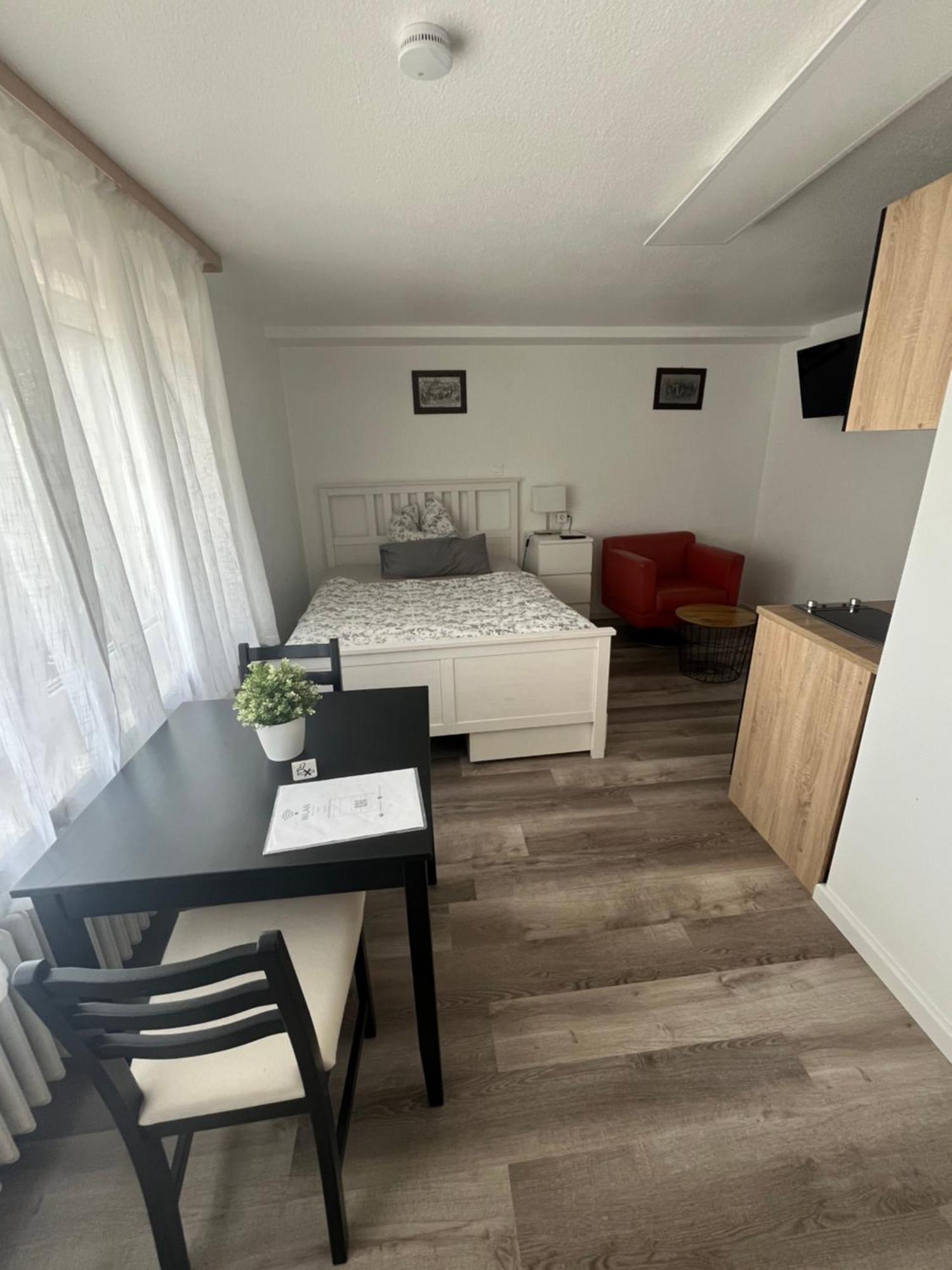 Ferienwohnung A&S Heuchelheim Heuchelheim  Eksteriør billede